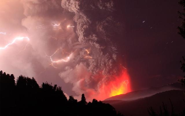 Puyehue-Cordon Caulle Erupts