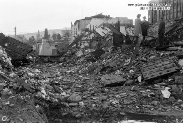 Major Earthquake in Chile kills 30,000