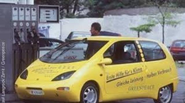 Greenpeace unveils the Fuel effcient smile car