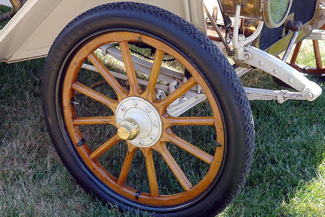 The wooden wheel with a tire