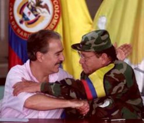 Tirofijo firma la paz