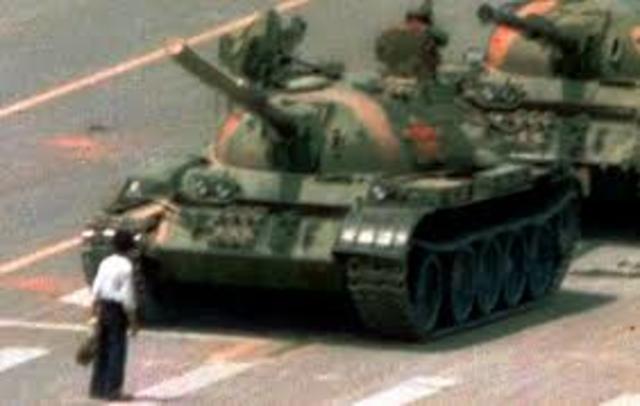 Student Protest in Tiananmen Square and massacre