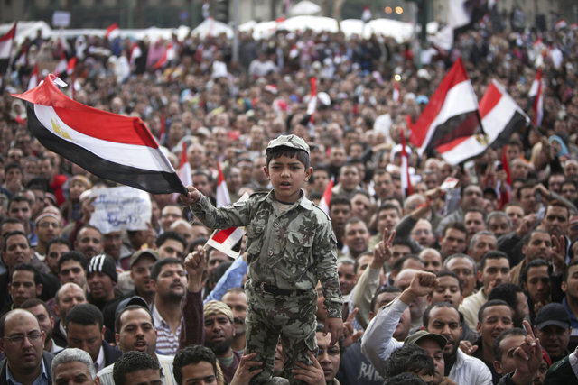 Mohamed ElBaradei arrives to join Protest