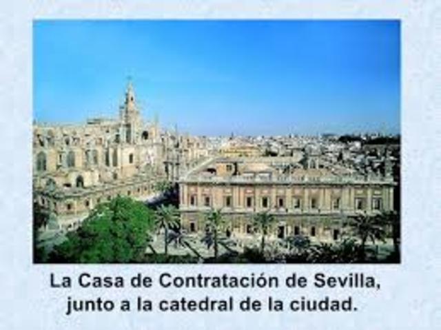 Se funda la casa de constratacion en sevilla. Para controlar el comercio en America.