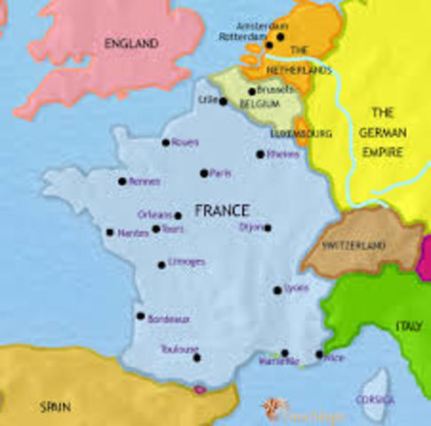 France mobilizes to support its Russian ally