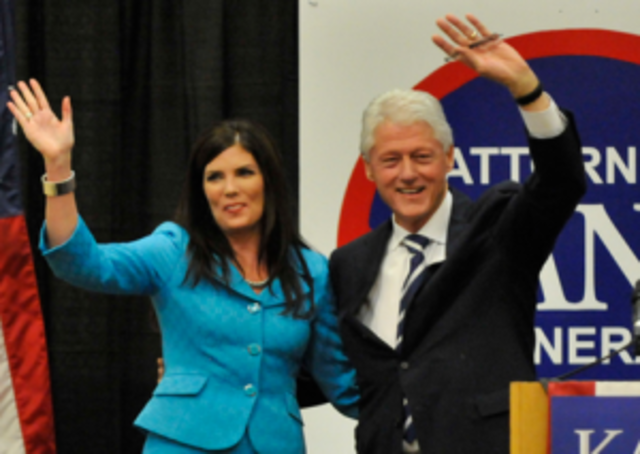 Clinton Edorses Kane