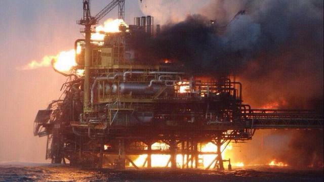 Worlds largest oil rig has 3 explosions