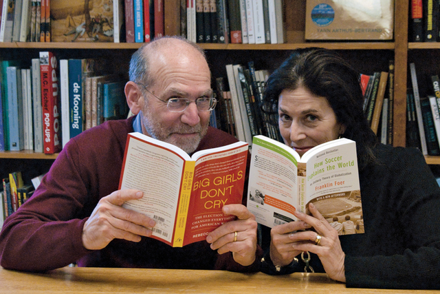 Bookstore is purchased by couple with political roots