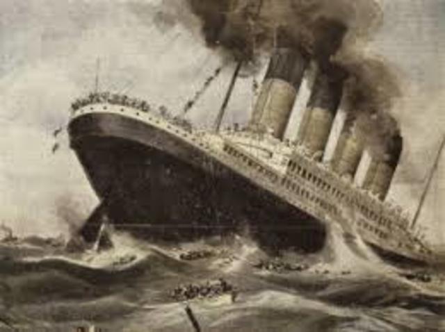 Lusitania sinks