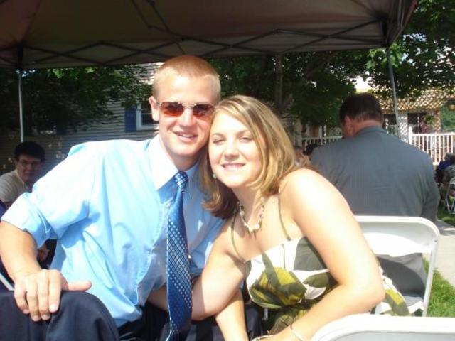 Ryan and Heather get married.