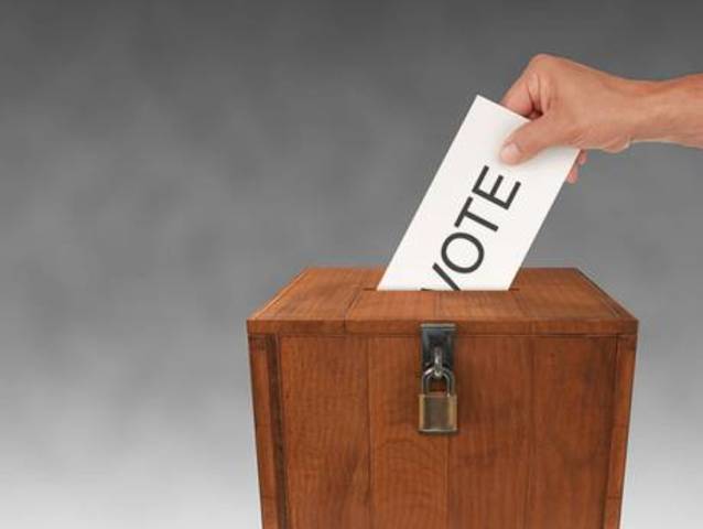 Gandhi decides to stay in South Africa.