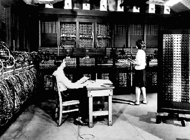 Electronic Numerical Integrator y Caluclador