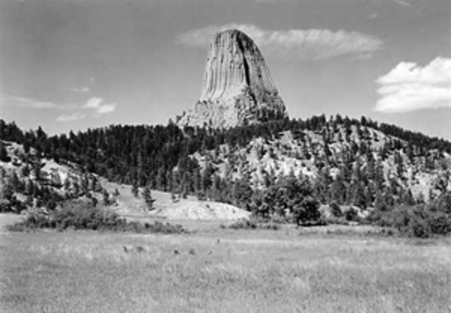 Devil’s Tower, Wyoming, named first national monument