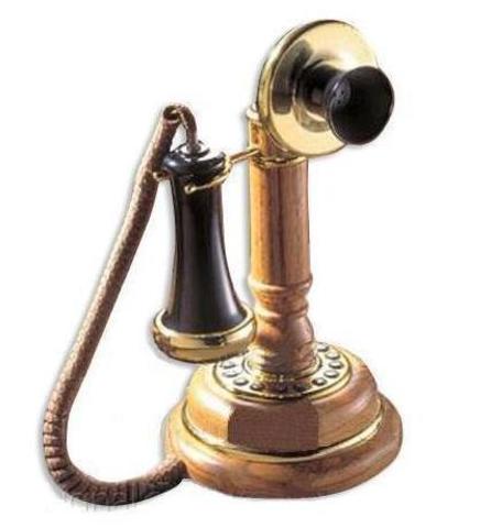 Se inventa el Teléfono en Estados Unidos