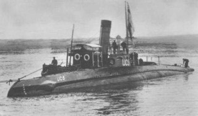 Germany's resumption of unrestricted subarmine warfare