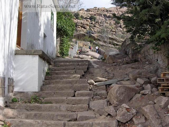 comienzo en el senderismo con una de las rutas mas emblematicas de mi pueblo "el yelmo"