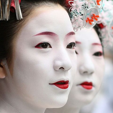 Geisha Paint