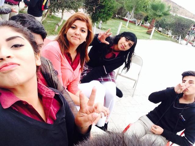 Ex-compañeros de preparatoria