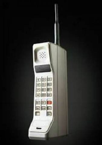 Primer Celular de la Historia DinaTAC 8000X