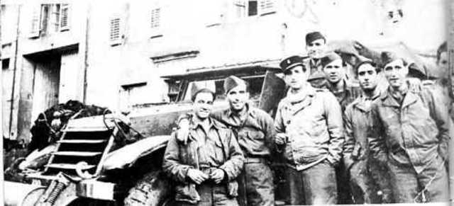 La Nueve coge un barco en Southom