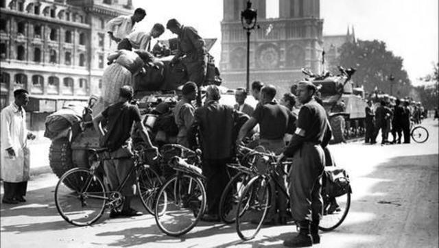 Llegada de La Nueve a París
