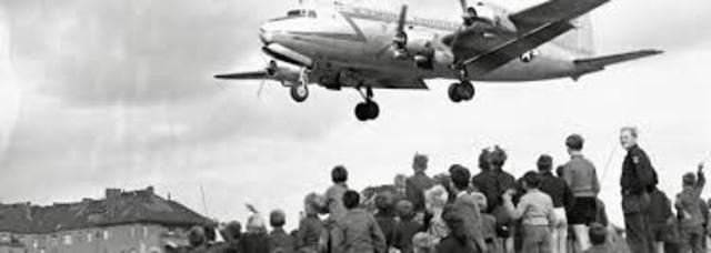 PUENTE AEREO DE BERLIN