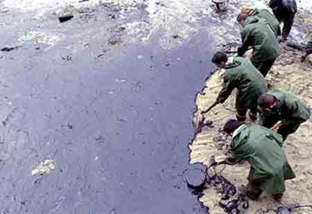 Petroleiro "Agip Abruzzo"