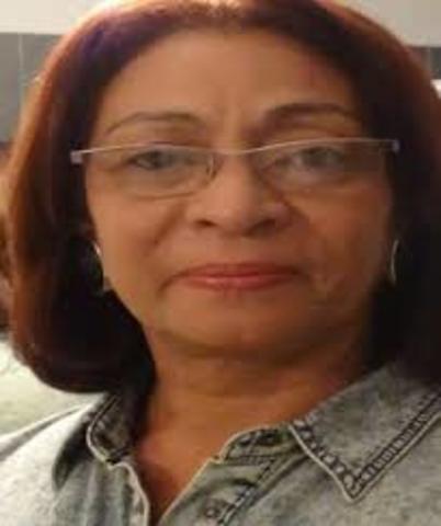 Batista (la de la foto), Salazar y Febres afirman que la fundamentación general de la filosofía postmoderna puede ser vista, entonces, como la fuente que explica y justifica las transformaciones que han tenido lugar en la segunda mitad del siglo XX.