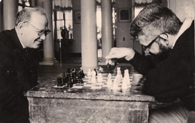 At MIT, started development on a IBM 704 chess program