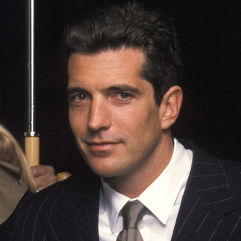 JFK jr dies in plane crash