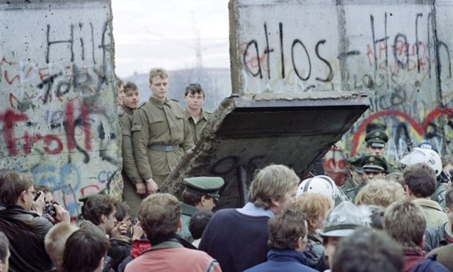 berlin wall falls