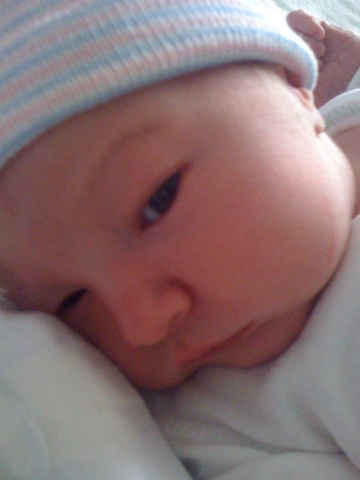 Daniel Shaniuk Kennedy is born