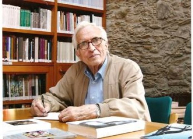 Colaboración con Distintas publicacións Galegas