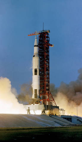 Apollo 13 Liftoff