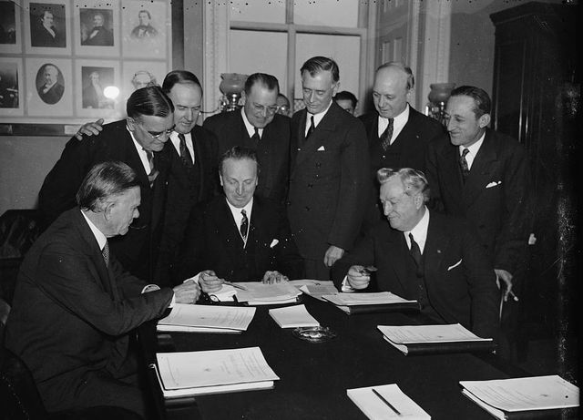 FDR proposes enlarging Supreme Court.