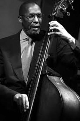 Una nueva faceta del contrabajo.