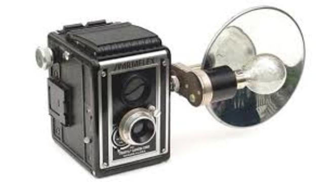 Modern flash bulb was invented