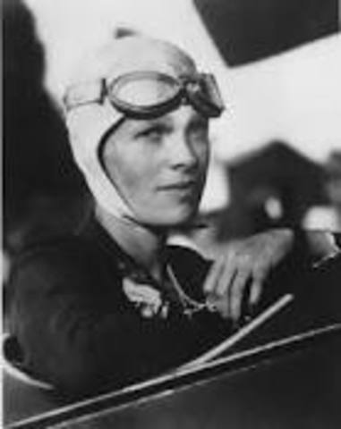 Amelia Earhart flies the Atlantic Ocean