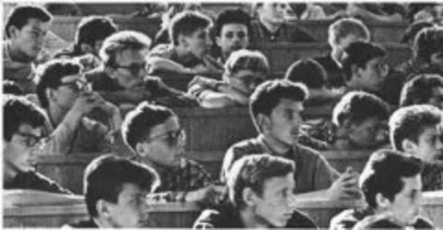 GREEN EXTINCIÓN DE LA ENSEÑANZA PROGRAMADA