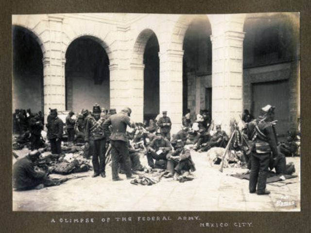 Carranza begins to lose power