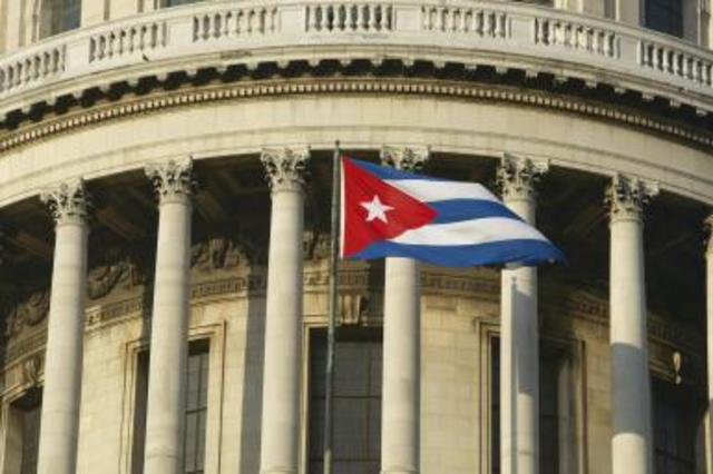 Castro Becoms Dictator