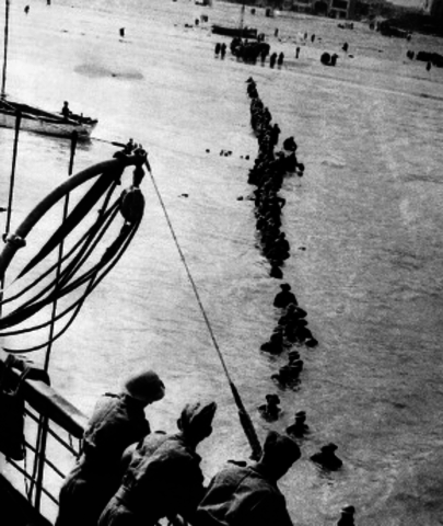 Dunkerque is evacuated