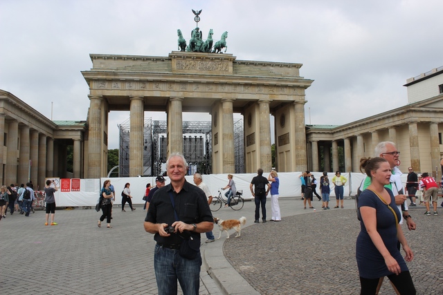 Прогулка с братом по липовой аллее