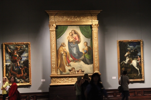 Сикстинская Мадонна