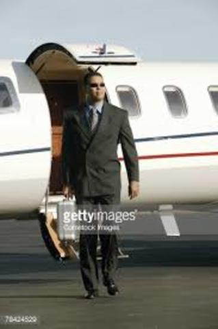 Dino kam in Koeln an