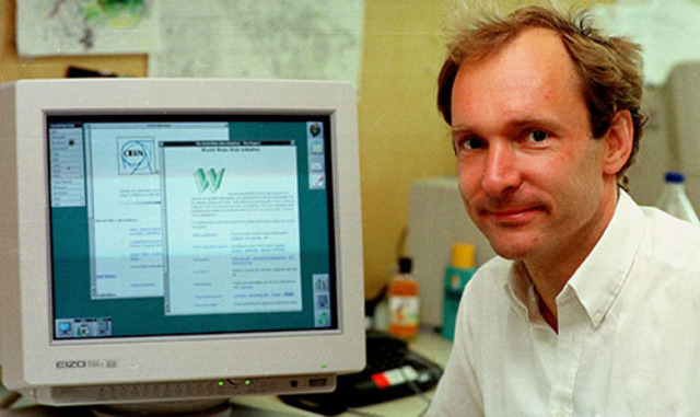 Tim Berners-Lee desenvolveu o primeiro navegador, o WorldWideWeb