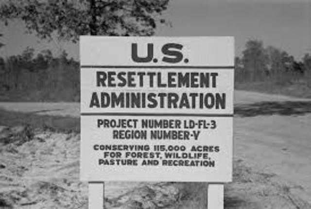 FDR creates Resettlement Agency