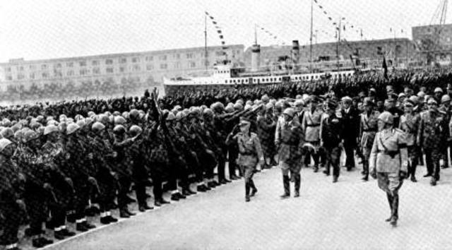 Alemanya ajuda a Àustria-Hongria en la guerracontra Itàlia i venç en Caporetto.