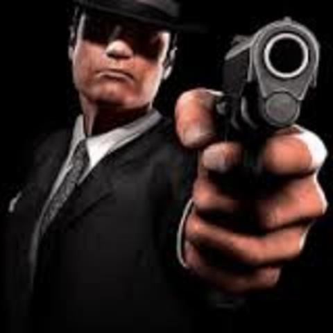 Dino's Kostum war einem Mafiaboss.