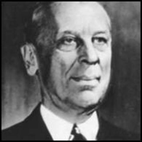 Alfred Sloan built his company into the world's largest automaker.